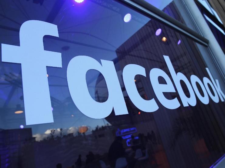 فيسبوك تقر بفضيحة كلمات المرور