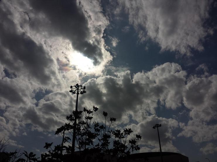 الطقس: درجات الحرارة ترتفع وتبقى الأجواء باردة