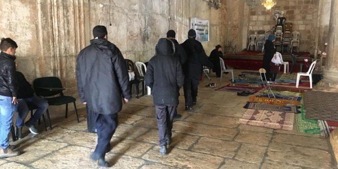 شرطة الاحتلال بالقدس تصدر قرار بإخلاء مصلى باب الرحمة بالاقصى