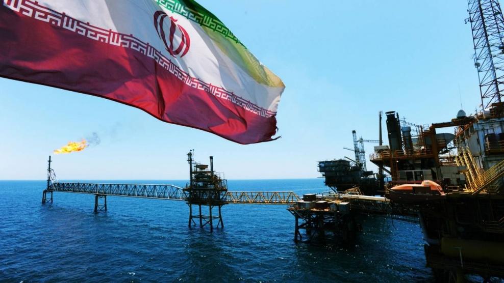 الولايات المتحدة تطالب الهند والصين بالكف عن استيراد النفط من إيران