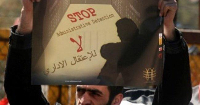 رفضاً لاعتقالهم الإداري.. 4 أسرى يواصلون إضرابهم