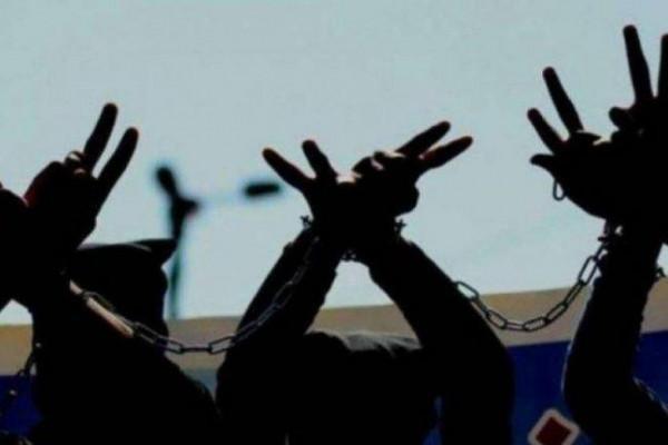 7 أسرى بينهم فتاة يواصلون الاضراب المفتوح عن الطعام