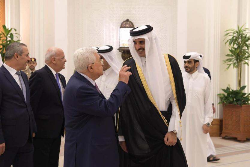 عبّاس يبحث مع أمير قطر الأوضاع المالية للسلطة
