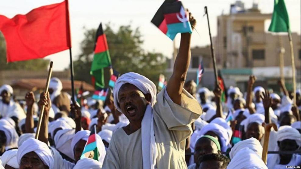 قوى التغيير تدعو إلى إضراب عام في السودان
