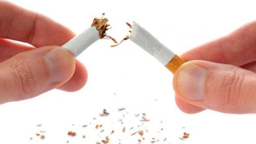 دراسة تكشف ما يفعله تدخين الأب بصحة الرضيع