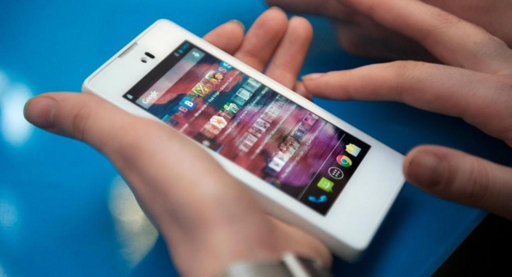 تطبيق لمراقبة أداء الموظفين من خلال هواتفهم