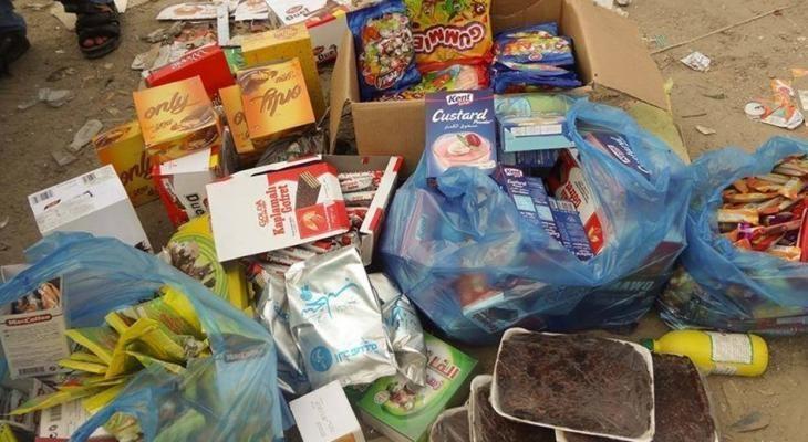 بلدية بيت لحم تتلف مواد غذائية واخرى للتنظيف منتهية الصلاحية