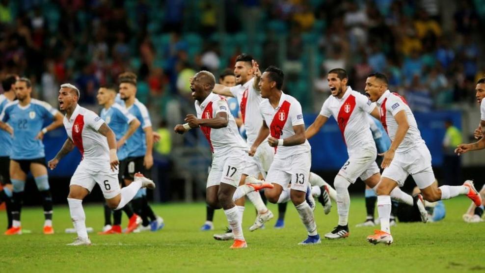ركلات الترجيح توصل بيرو لنصف نهائي