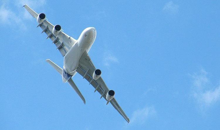 طائرة ألمانية تهبط إضطراريا في