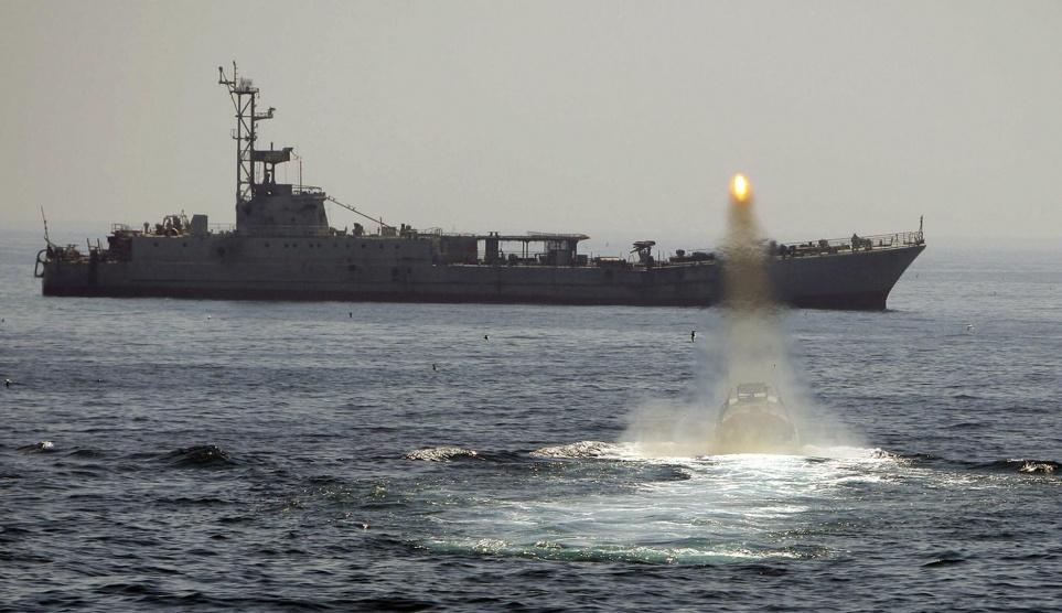 قائد في البحرية الإيرانية: نستطيع الحفاظ على أمن المنطقة