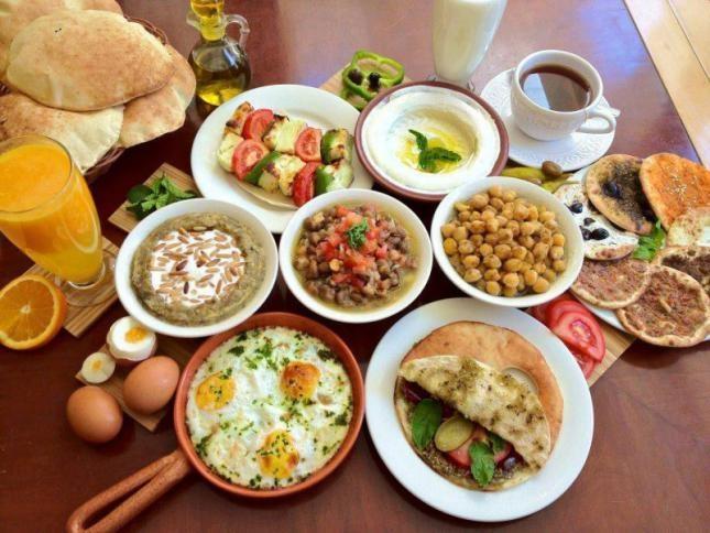 كيف ترتبط وجبات الإفطار والعشاء بالاستسلام للموت؟