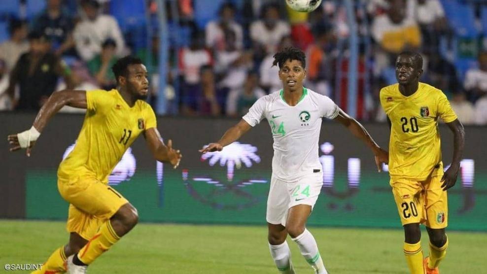 رونار يستهل مشواره مع السعودية بالتعادل مع مالي
