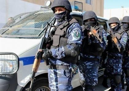 الشرطة تقبض على 3 أشخاص بحوزتهم اوراق نقدية مزيفة في ضواحي القدس