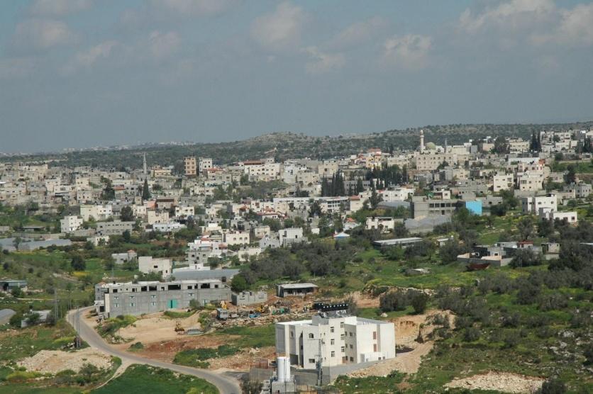 عزون ... بلدة منكوبة 