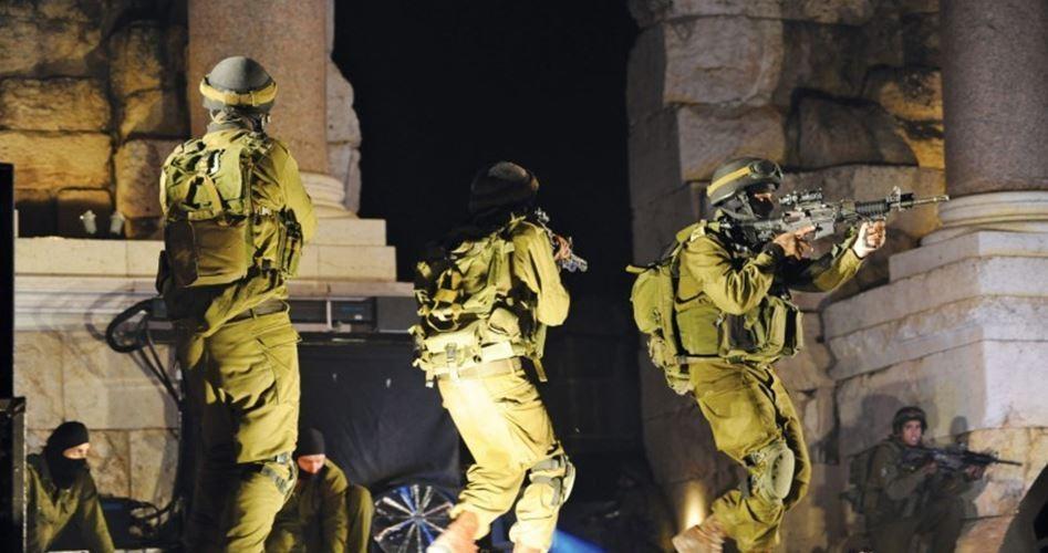 الاحتلال يعتقل 4 فلسطينيين من الضفة