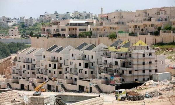 نتنياهو يجمّد بناء 2000 وحدة استيطانية بالقدس