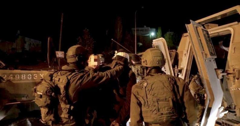 الاحتلال يعتقل 5 مواطنين من الضفة