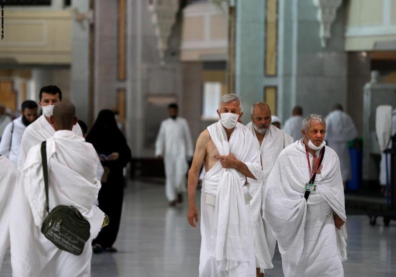 تعليق دخول مواطني