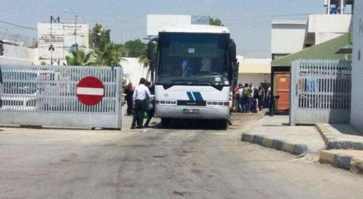 الاحتلال يُغلق معبر الكرامة أمام حركة المسافرين بسبب فيروس (كورونا)