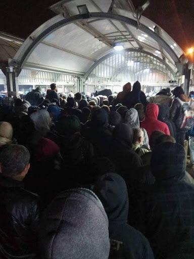 عودة أعداد كبيرة من العمال على معبري الجلمة وبرطعة بجنين