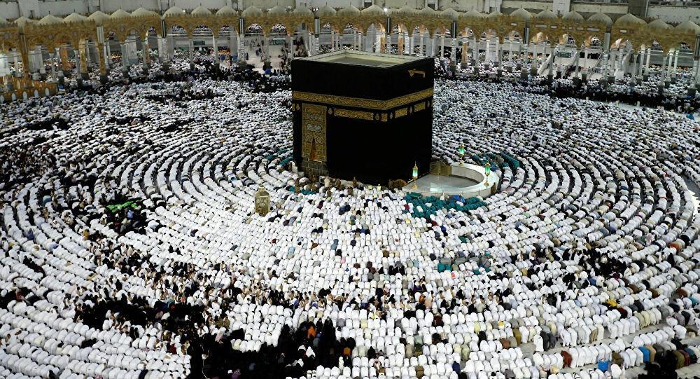 السعودية تحسم الجدل حول استمرار الصلاة بالمساجد وتراويح رمضان