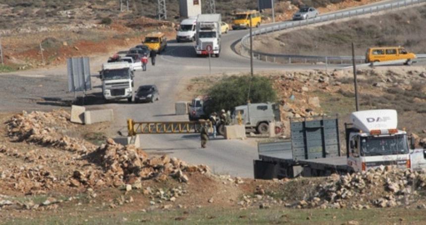 طعن شابين من لجنة الطوارئ في النبي صالح واصابتهما بجروح