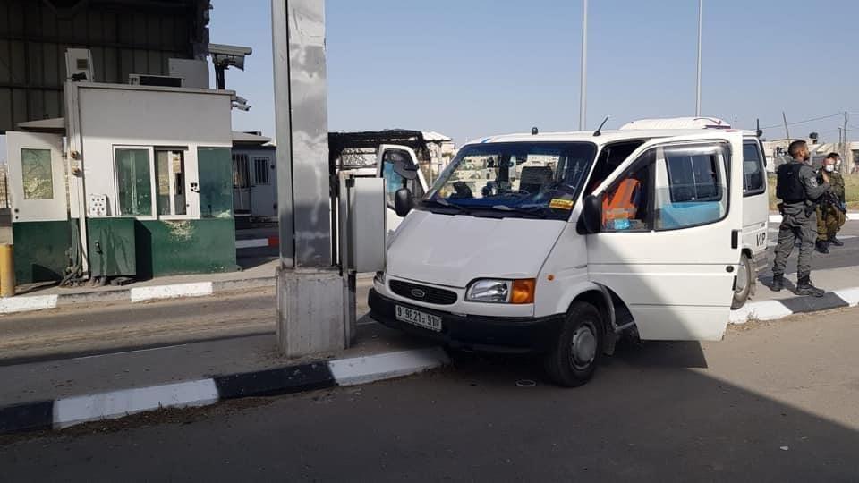 إصابة شاب بالرصاص على حاجز