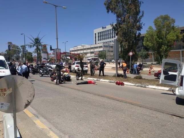 الاحتلال يصيب شابًا فلسطينيًا أصاب إسرائيلية شمال شرق تل أبيب
