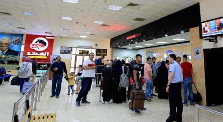 وصول الدفعة الأولى من العالقين في الأردن إلى اريحا