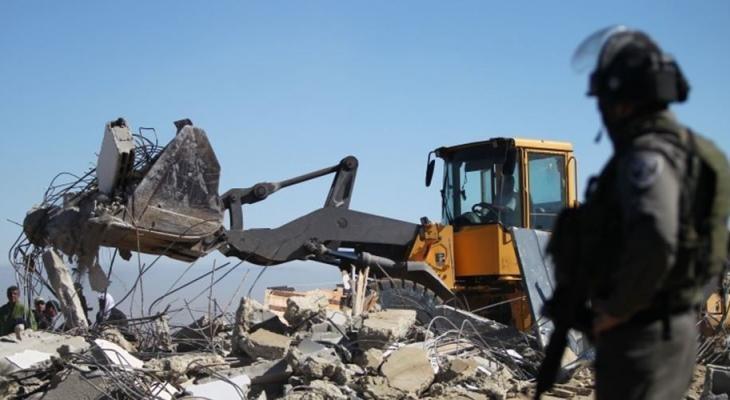 الاحتلال يخطر بهدم منزل قيد الإنشاء في يعبد جنوب جنين