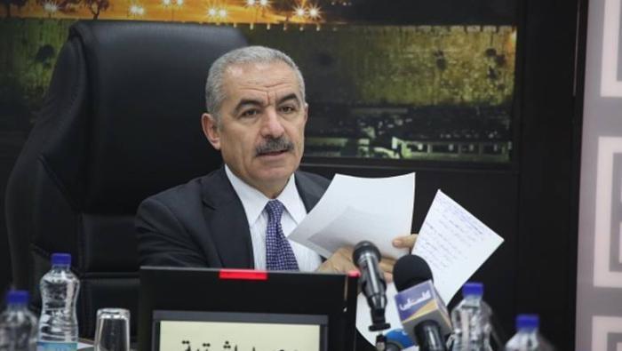 رئيس الوزراء يشكل لجنة لدراسة سبل الرد على ضغوطات الاحتلال على البنوك لإغلاق حسابات الأسرى