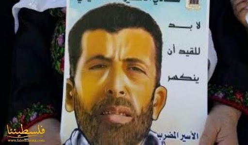 الأسير سامي جنازرة يواصل إضرابه المفتوح عن الطعام لليوم الرابع عشر