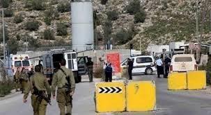 الاحتلال يضع مكعبات اسمنتية على مداخل كفر مالك والمغير المؤدية للشارع الاستيطاني الواصل للأغوار