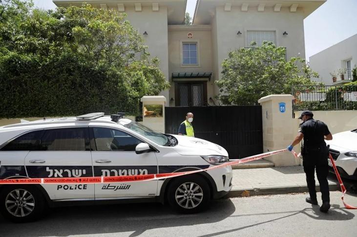 قتيل وثلاثة جرحى بالرصاص في العيزرية