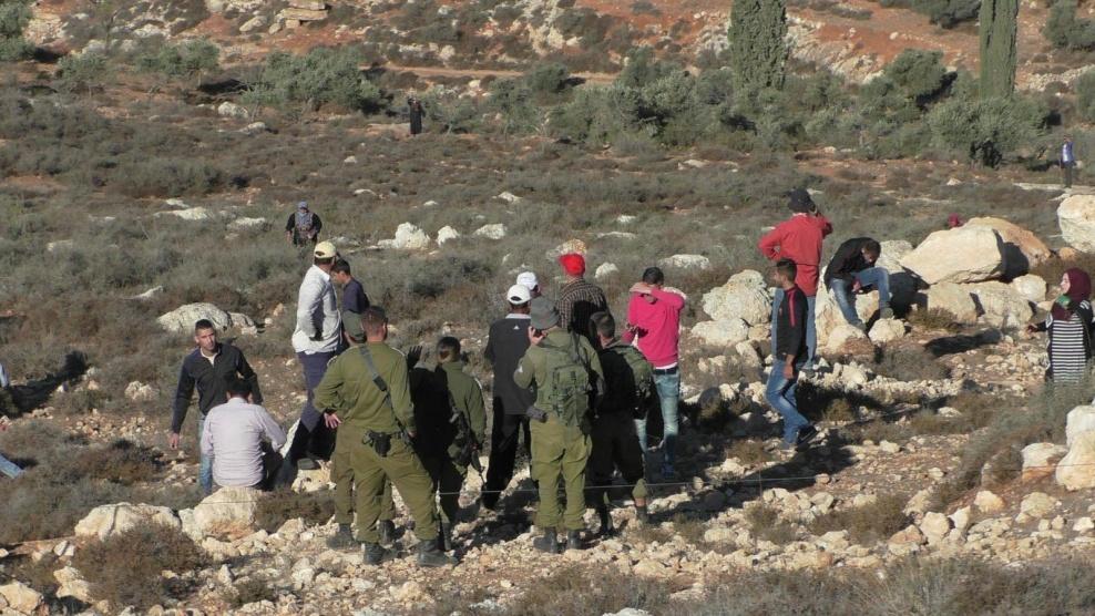 مستوطنون يهاجمون مجموعة من جنود الاحتلال قرب نابلس
