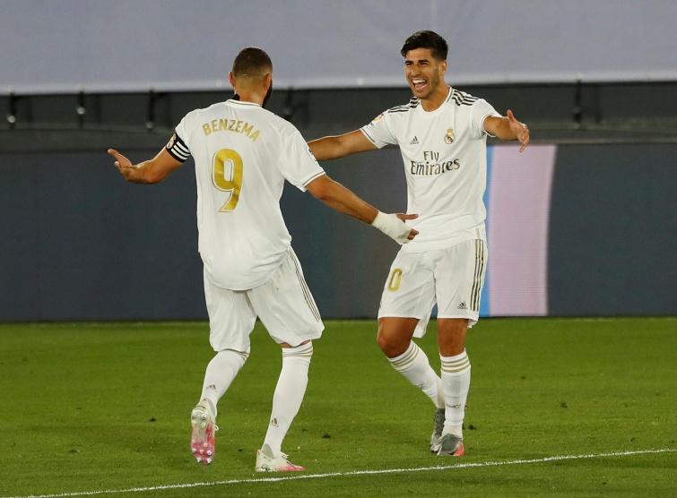 يحتاج 5 نقاط من 3 مباريات.. ريال مدريد يهزم ألافيس ويقترب من التتويج بلقب الليغا