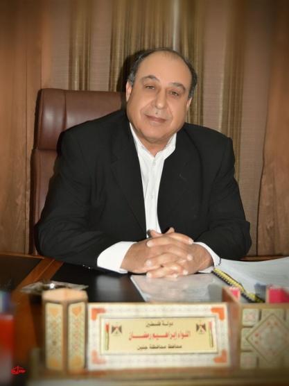 محافظ نابلس يقرر إغلاق مخيم عسكر