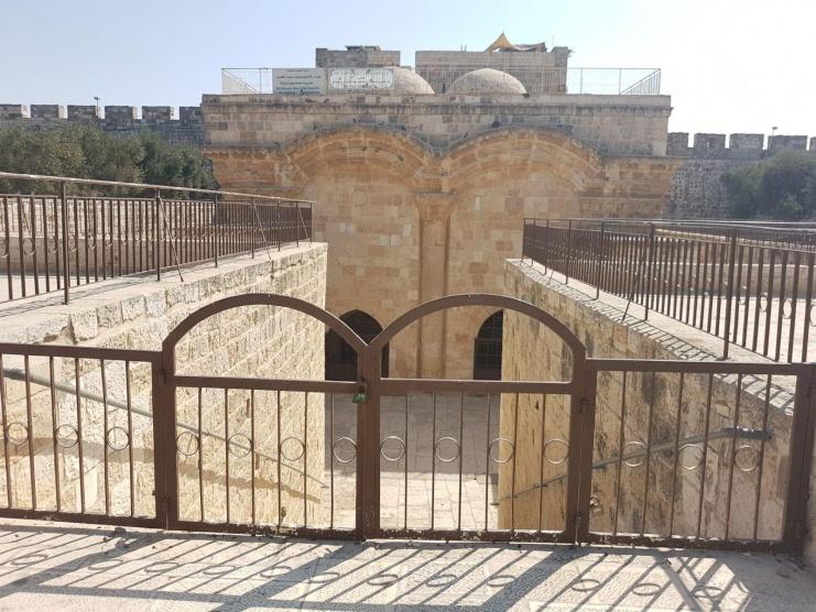 الجهاد تدعم قرار المرجعيات الدينية بالقدس بشأن باب الرحمة