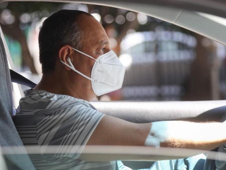فرنسا تفرض غرامة على مخالفي قرار وضع الكمامة في الأماكن العامة