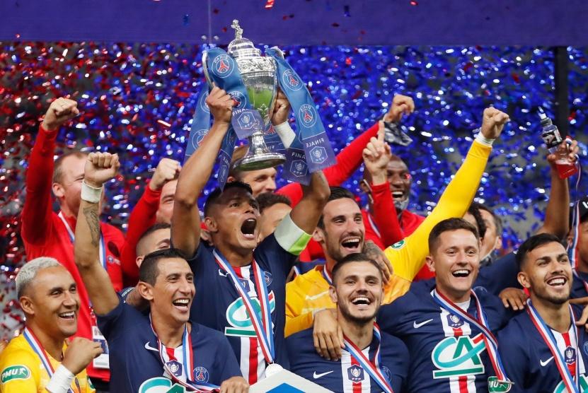 باريس سان جيرمان يتوج بكأس فرنسا ويخسر مبابي