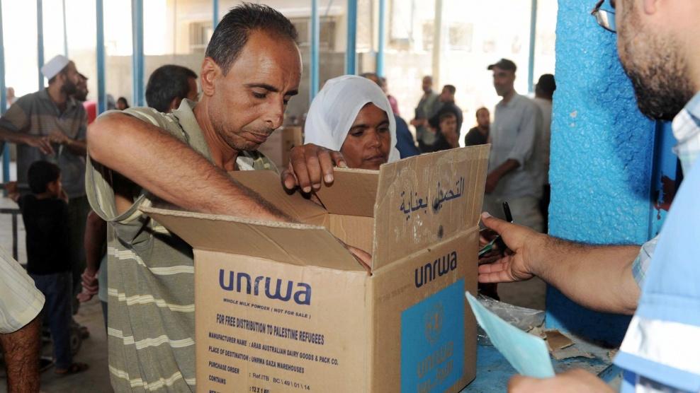 الصين تقدم مليون دولار لدعم برنامج الأونروا للمعونة الغذائية في غزة