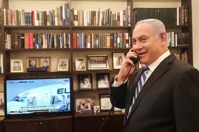 قال إنه تأثر بمشاهدة طائرة إسرائيلية في أبو ظبي في وضح النهار.. نتنياهو يهاتف قائد طائرة التطبيع مع الإمارات