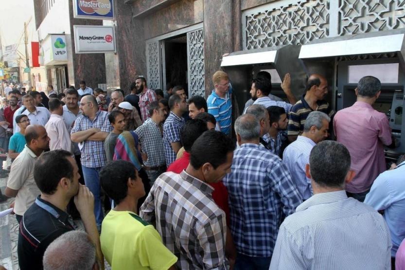 المالية: نسعى لسداد 50% من رواتب موظفي السلطة بداية أكتوبر