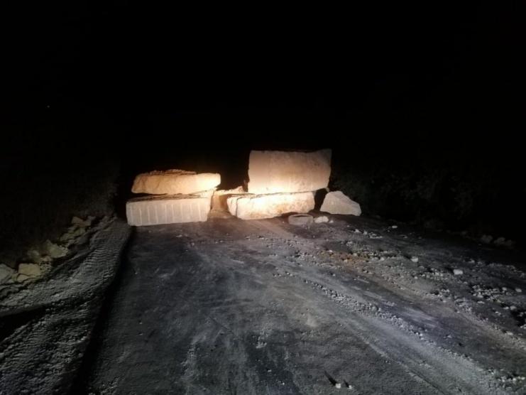 الاحتلال يغلق طريقا قيد الإنشاء جنوبي نابلس