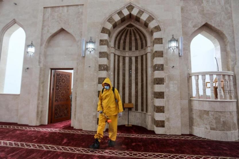الأوقاف تعيد فتح المساجد التي أُغلقت بوسط وجنوب القطاع