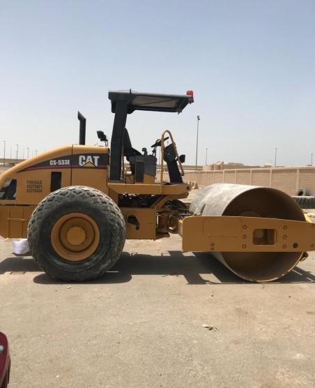 الاحتلال يصادر جرافة ويعتقل سائقها غرب سلفيت