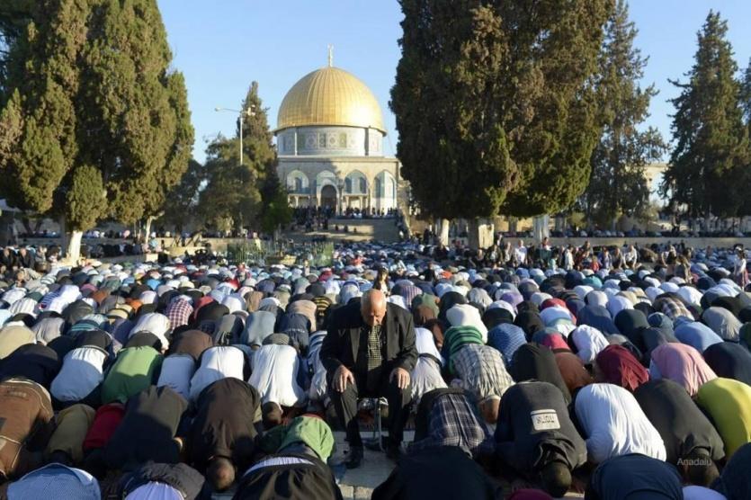 الاحتلال يفرض قيودًا على الصلاة في الأقصى للجمعة الرابعة