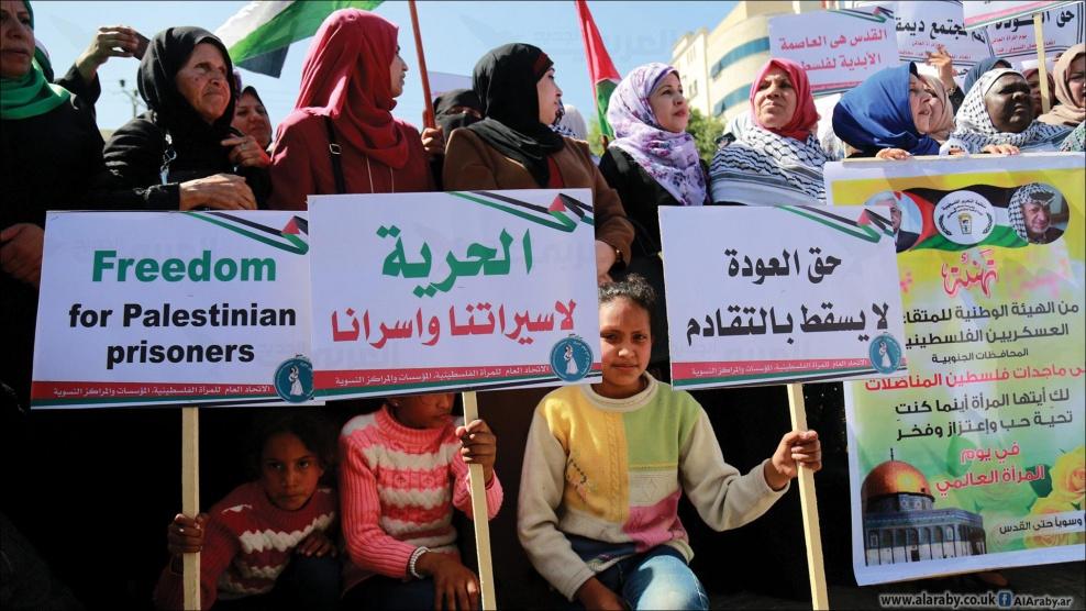 في يوم المرأة.. انتهاكات جسيمة بحق الأسيرات