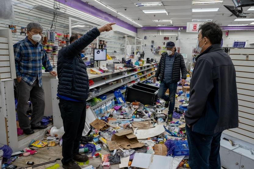 فيلادلفيا.. عمليات نهب للمحال التجارية والحرس الوطني يرسل تعزيزات للمدينة