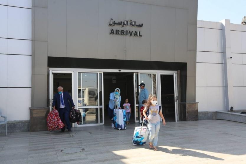 معبر رفح يعمل في اليوم الأخير لفتحه استثنائيًا